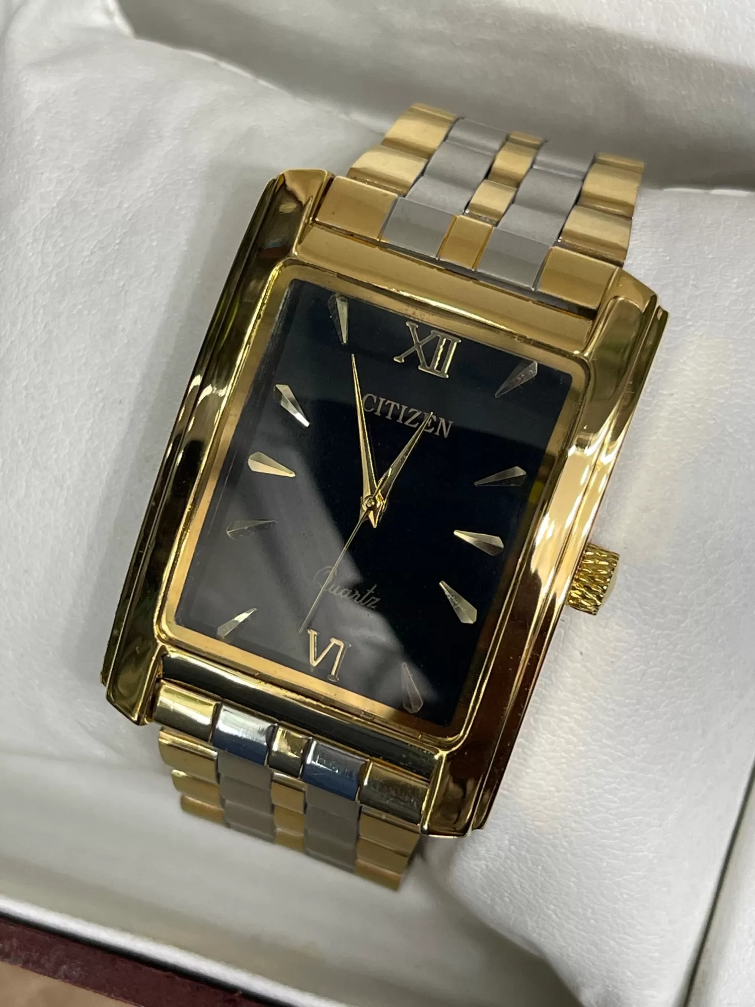 Generic Two Tone Men Wrist Watch