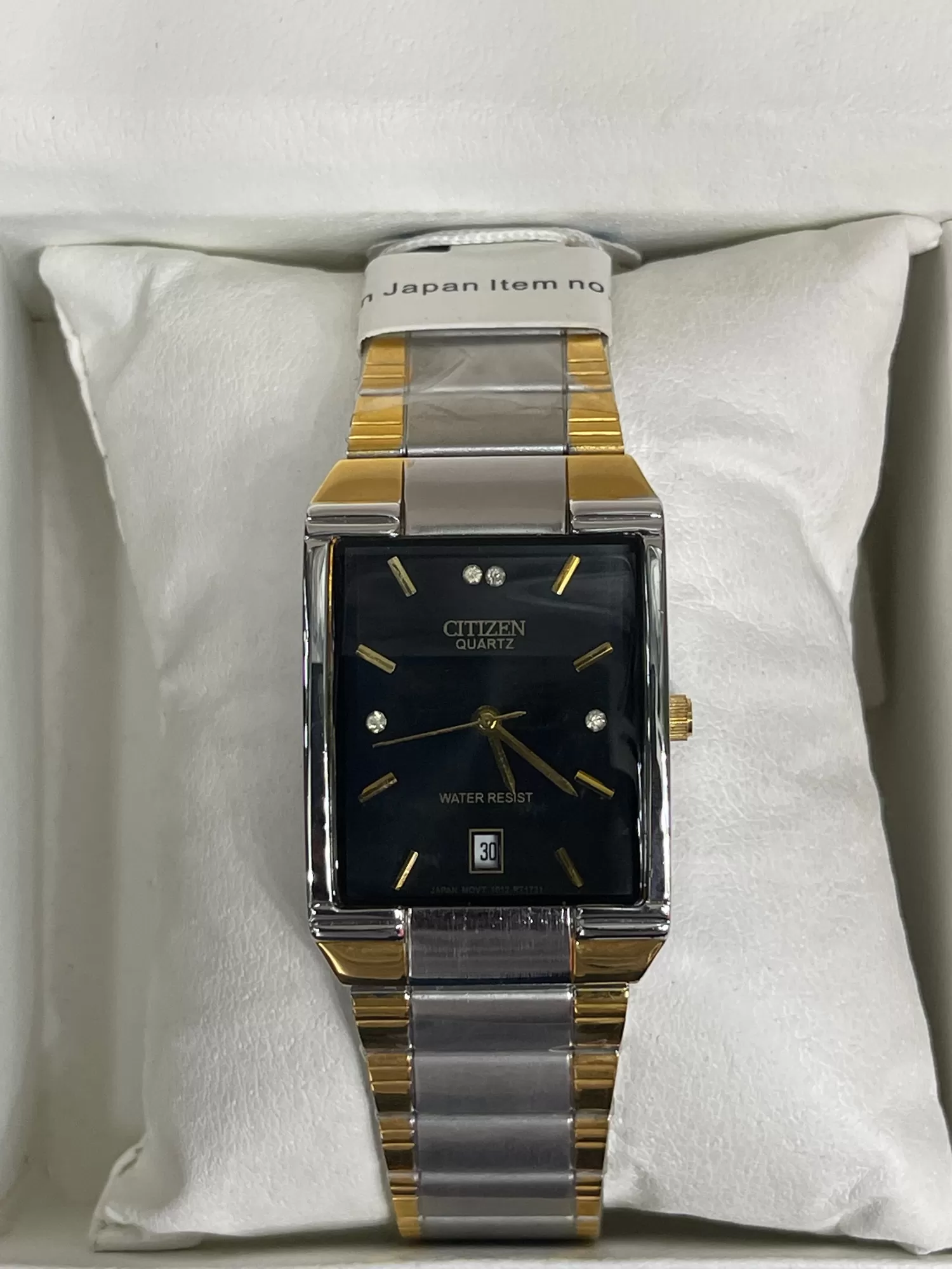 Generic Two Tone Men Wrist Watch