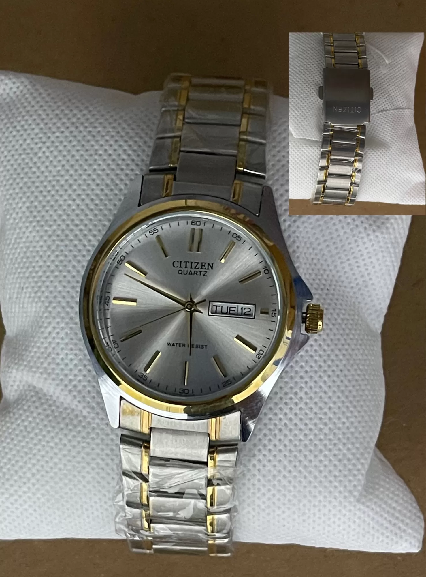 CITIZEN Two Tone Mens Casual Quartz Watch