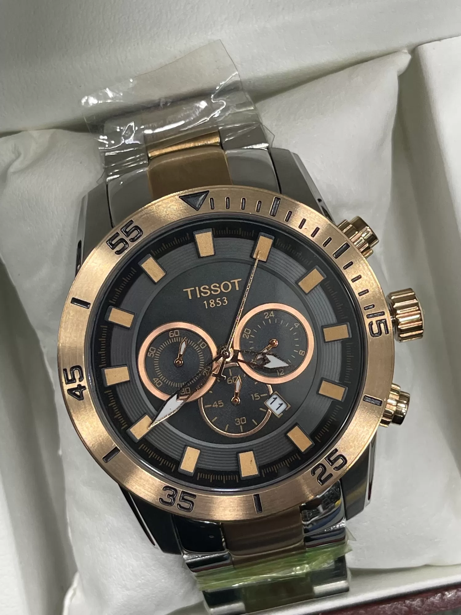 Generic Luxury Mens Watch Two Tone
