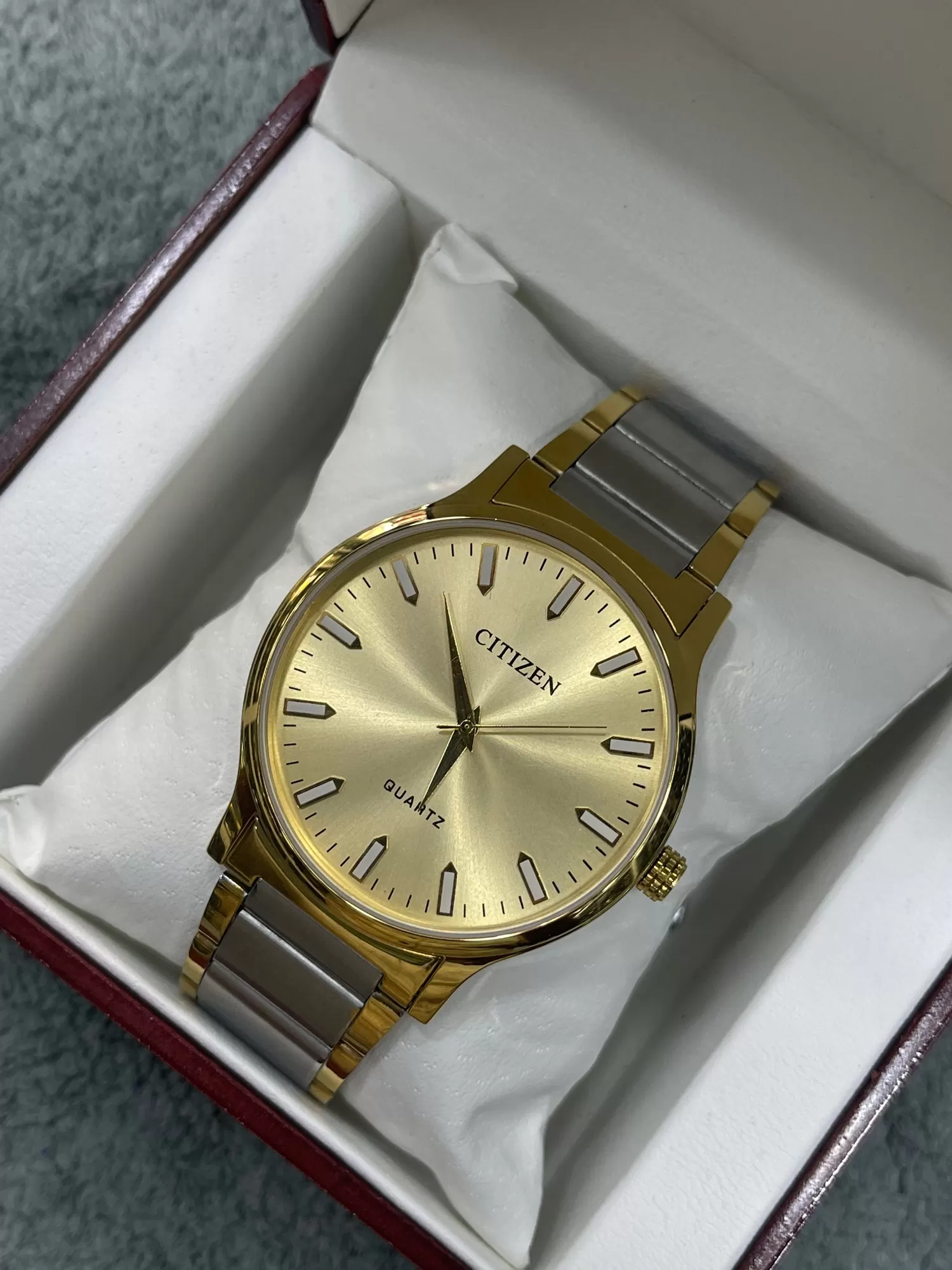 Two Tone Men's Top Luxury Casual Watch with Free Box