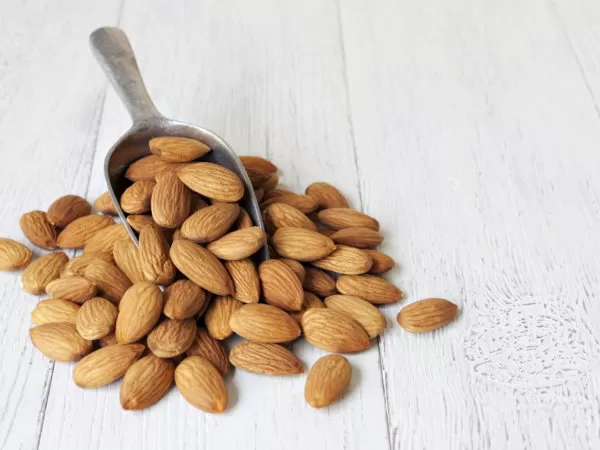 Urban Platter Almond California 1kg - image 3