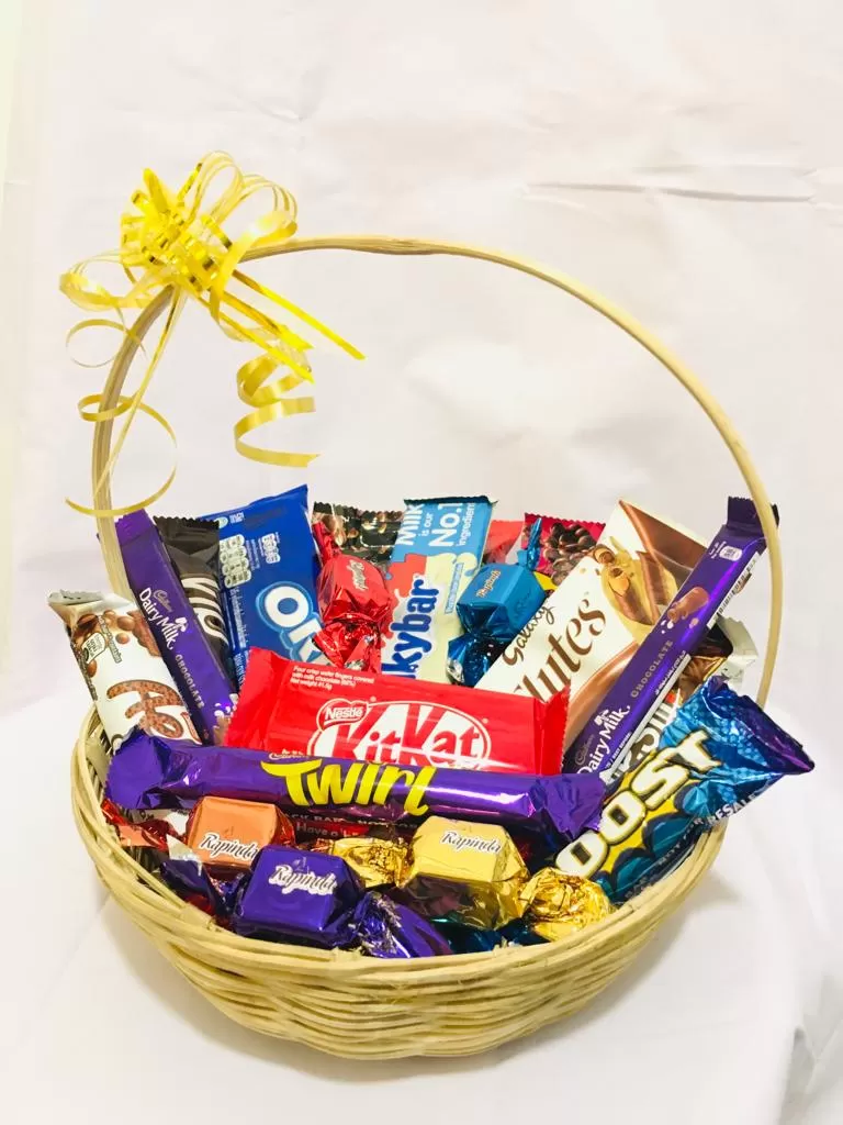 Food Library Chocolate Gift Hamper - Variety Pack - image 2