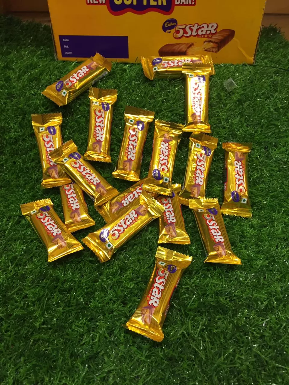 Cadbury 5 Star Chocolate Bar 10.1g x 10Pcs - image 2