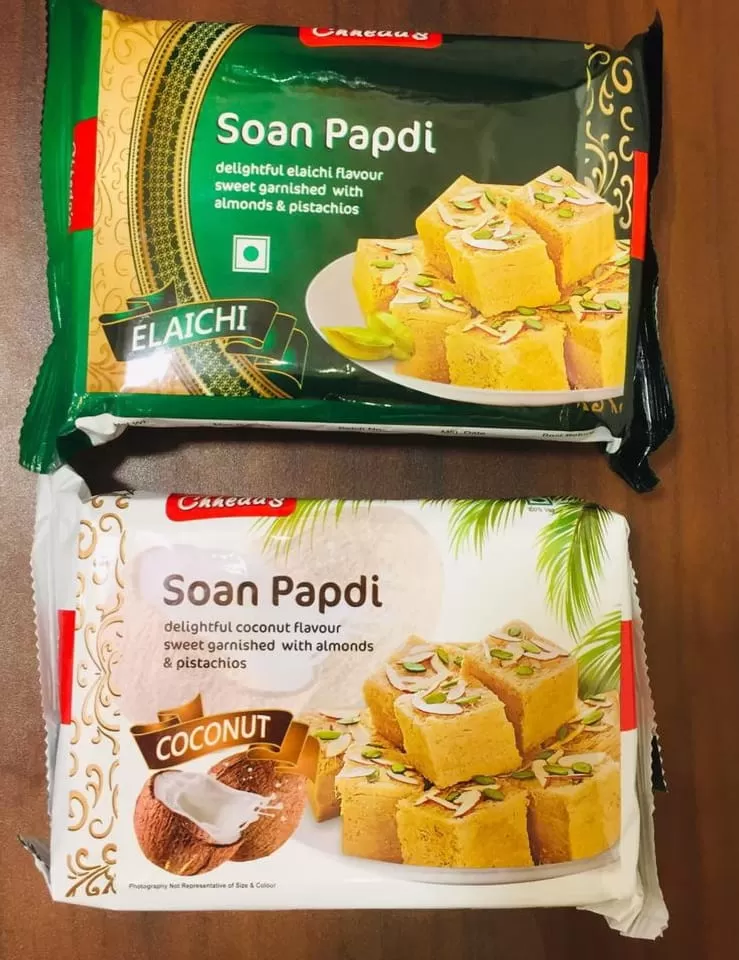 Chhedas Elaichi Sweet Soan Papdi 240g Almonds & Pistachios Coconut 2Pcs - image 2