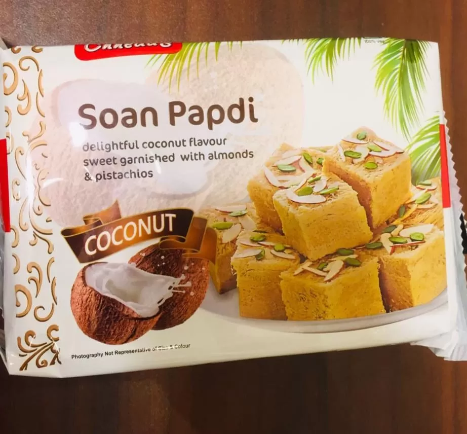 Chhedas Elaichi Sweet Soan Papdi 240g Almonds & Pistachios Coconut 2Pcs - image 4