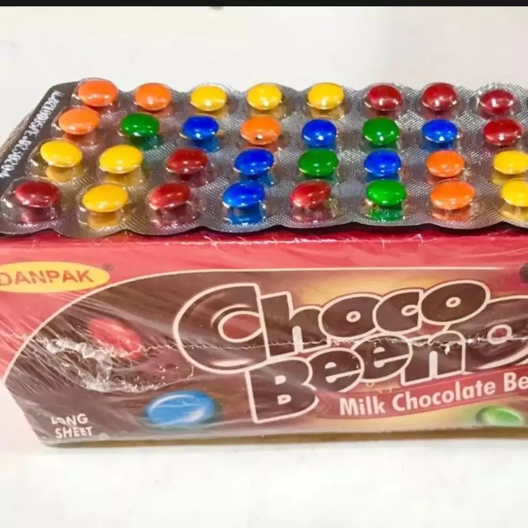 Choco Beeno Card Set Milk Chocolate With Beans Dragee - image 2