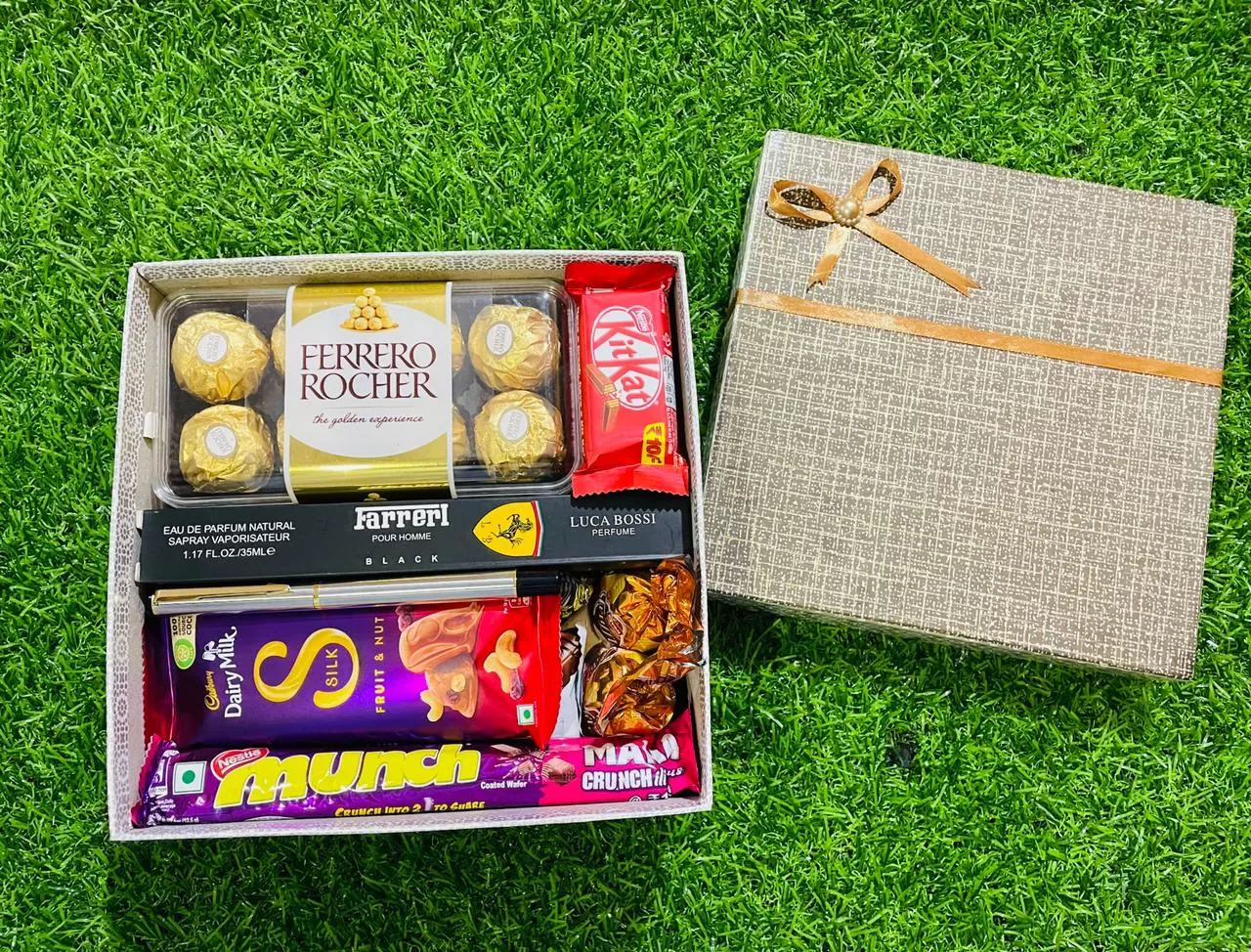 Ferror Rocher Chocolate Gift Hamper 16pcs Kinder