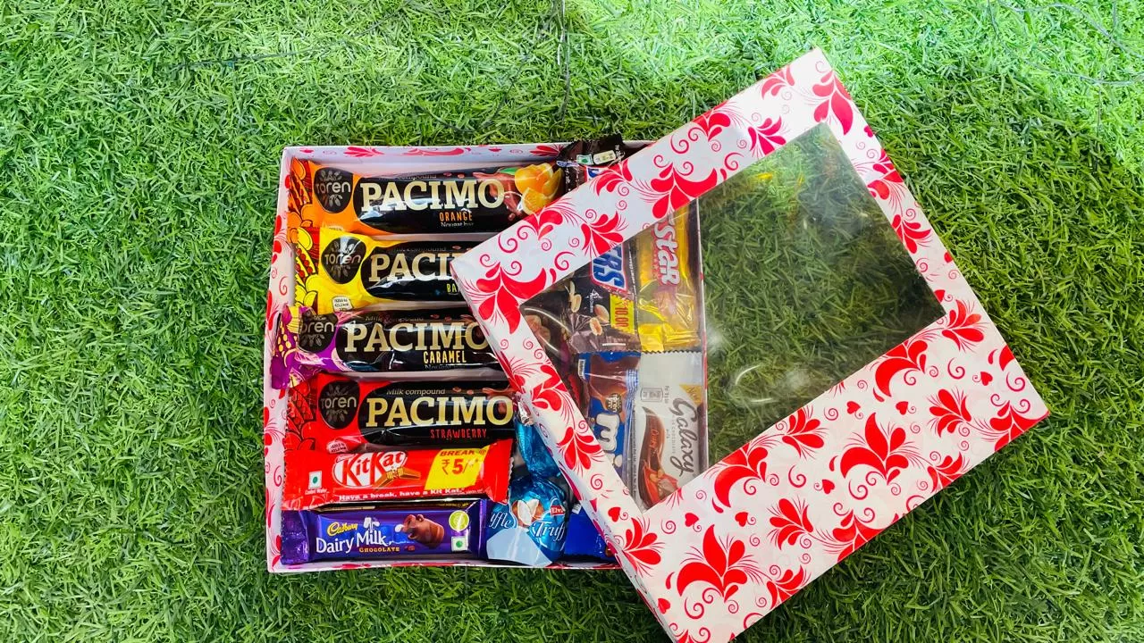 Assorted Chocolate Gift Hamper for All Occasions