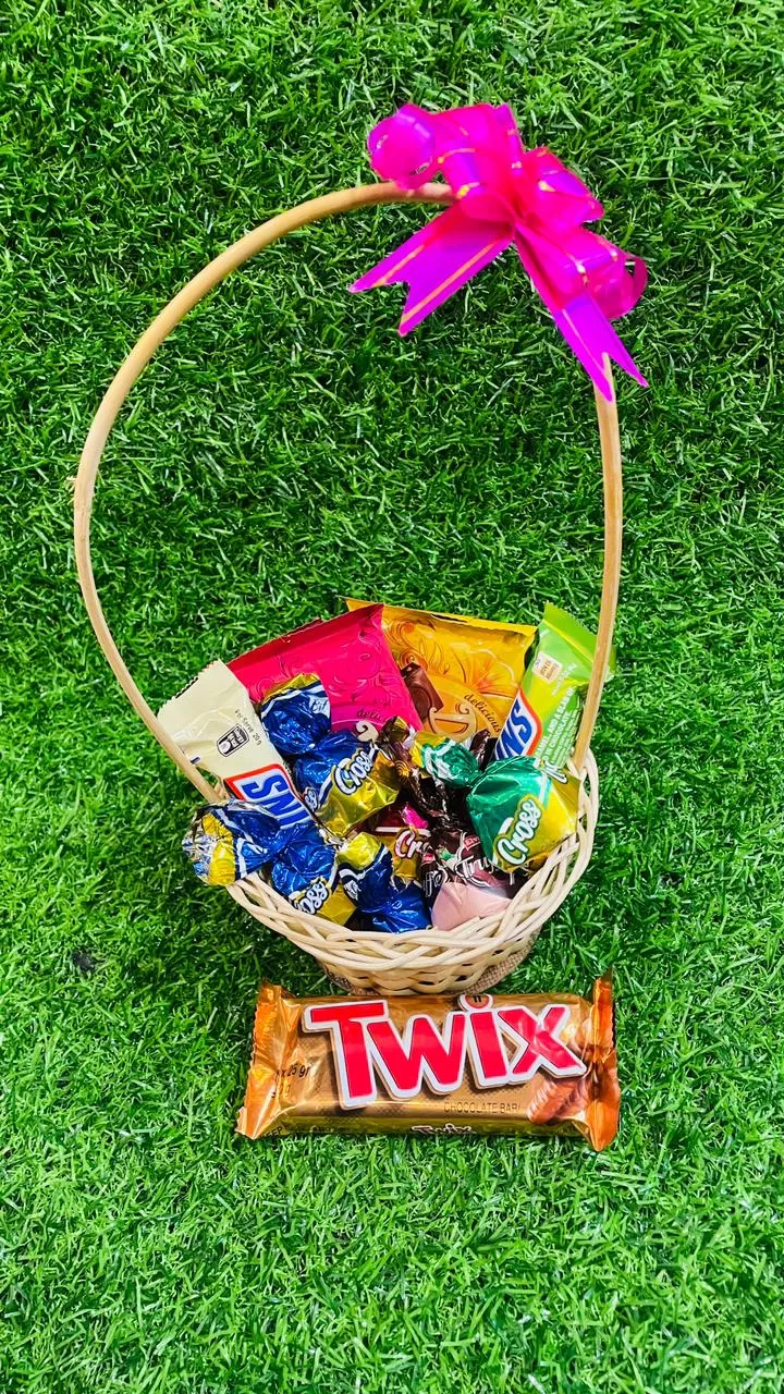 Chocolate Gift Hamper with Twix Snickers Della Truffle - image 3
