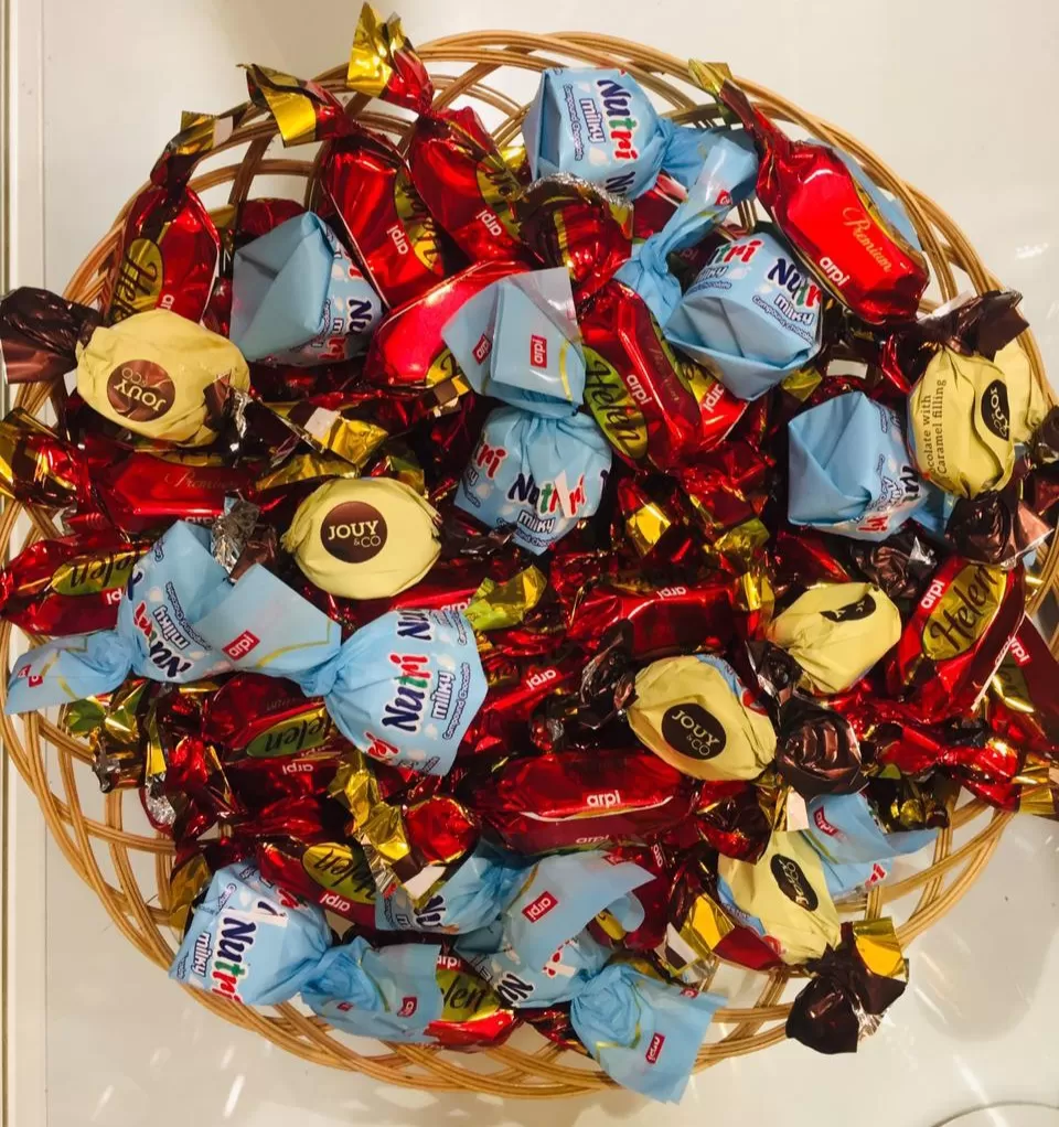 Generic Chocolate Toffees Candy x 10Pcs - image 4