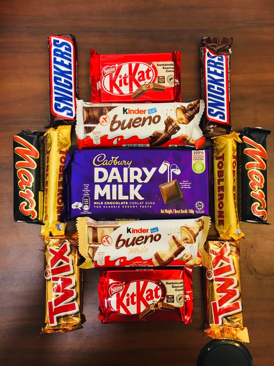 Cadbury Toblerone Kinder Assorted Chocolate Gift 13 Pcs