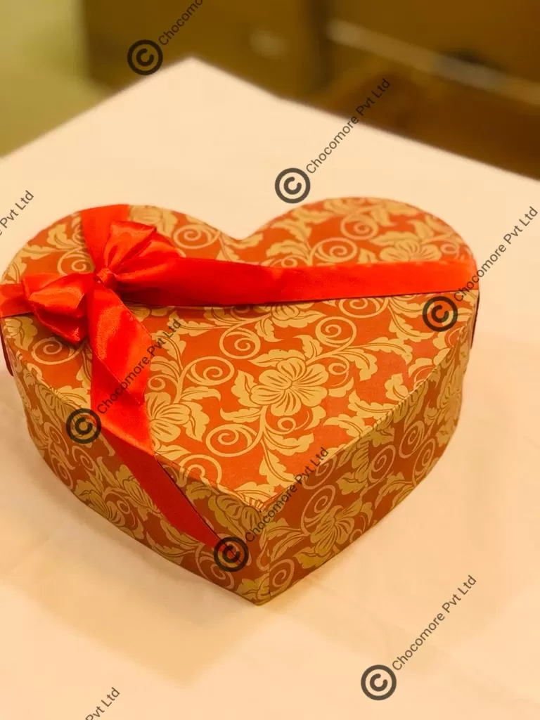 Ferrero Rocher Heart Box Chocolate Gift Hamper - image 2