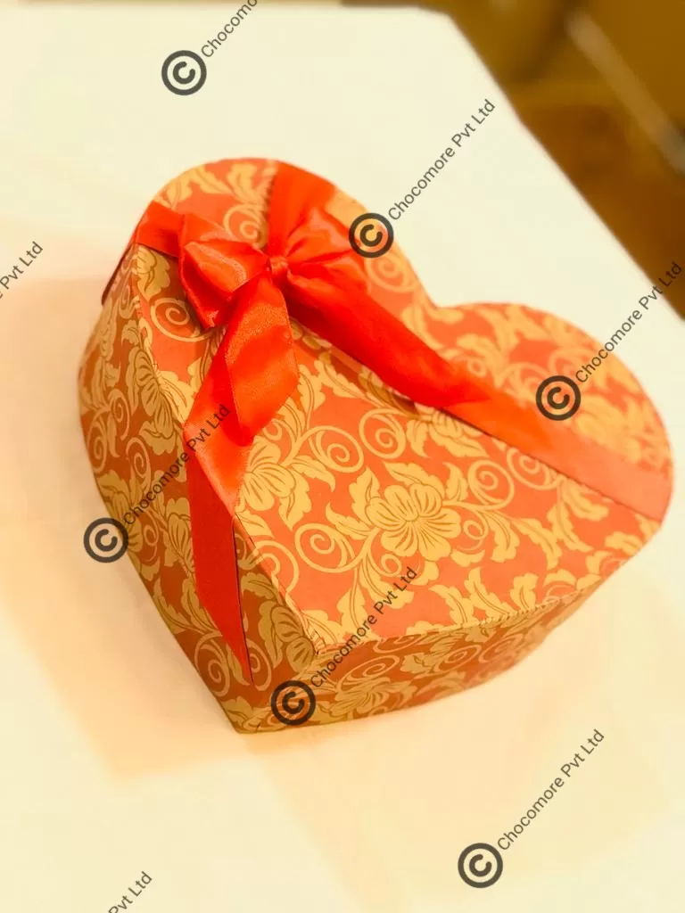 Ferrero Rocher Heart Box Chocolate Gift Hamper - image 3