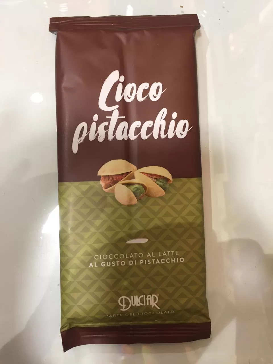 Lioco Pistachio Chocolate 100g - image 2