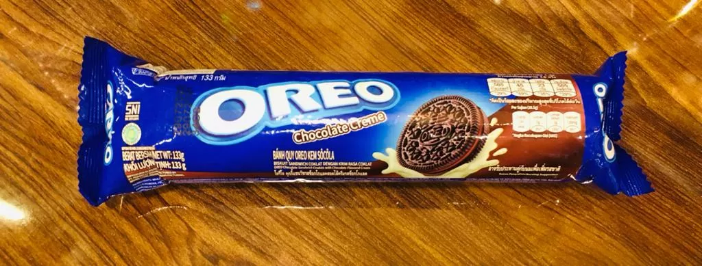 OREO Biscuit Chocolate Cream 133g - image 2