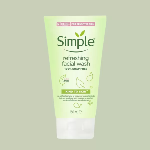 SIMPLE Kind To Skin Refreshing Facial Wash Gel 150ML - image 2
