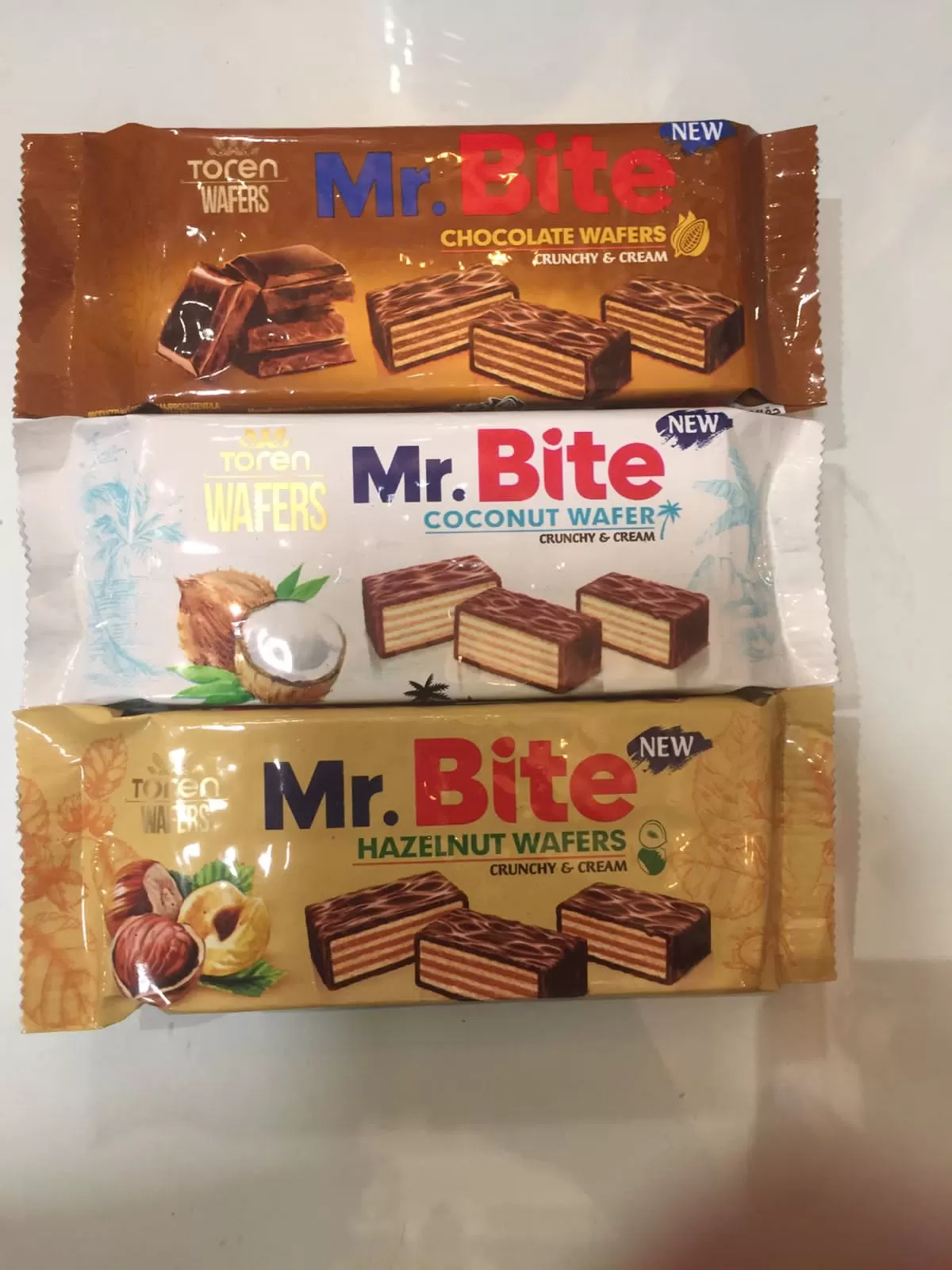Toren Mr.Bite Chocolate Coconut Hazelnut Crunchy Cream Wafer - image 6
