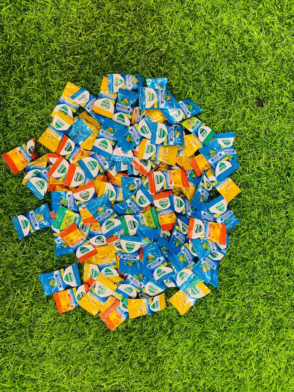 Vicks Cough Drops Toffees 50 pcs - image 2