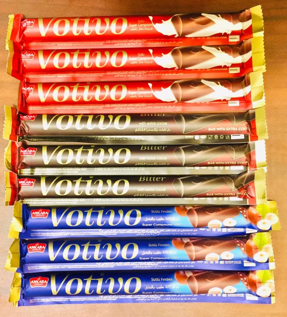 Votivo Chocolate Extra Cocoa Dark Chocolate & Hazelnut