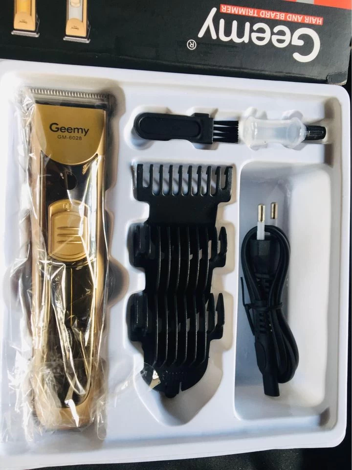 Geemy GM-6028 Rechargeable Hair and Beard Trimmer - image 5