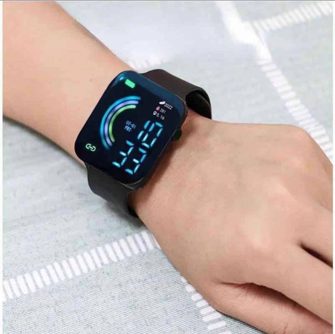Generic Led Fashion Watch - image 2