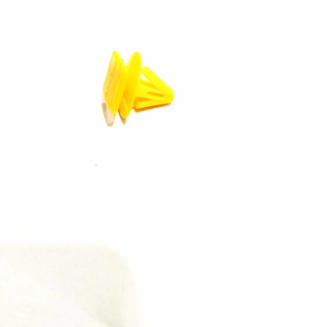 Generic 266 Automotive Plastic Retainer Clips - image 3