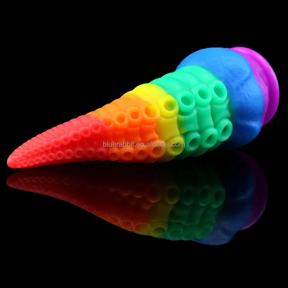 Octopus tentacle dildo - image 4