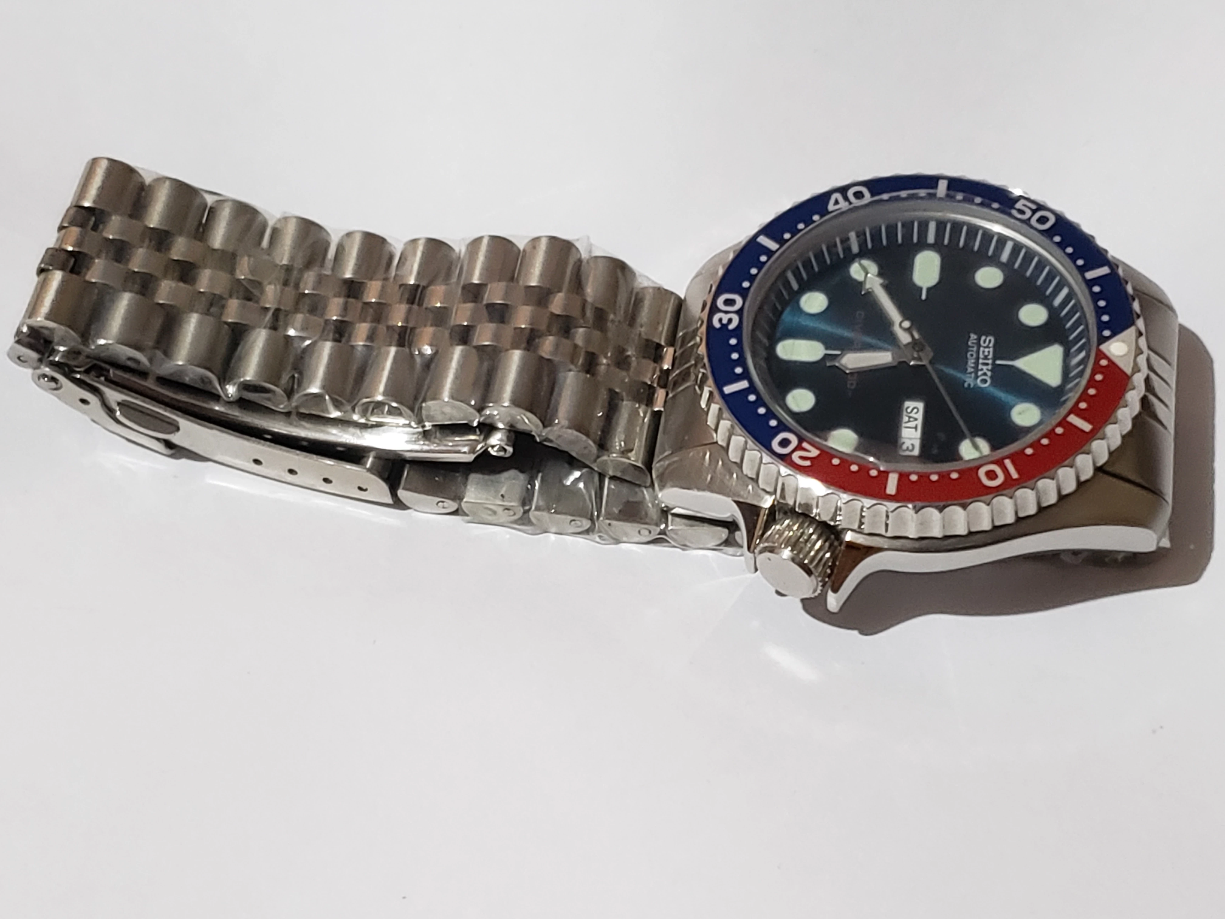 Seiko Pepsi Automatic Watch - image 3