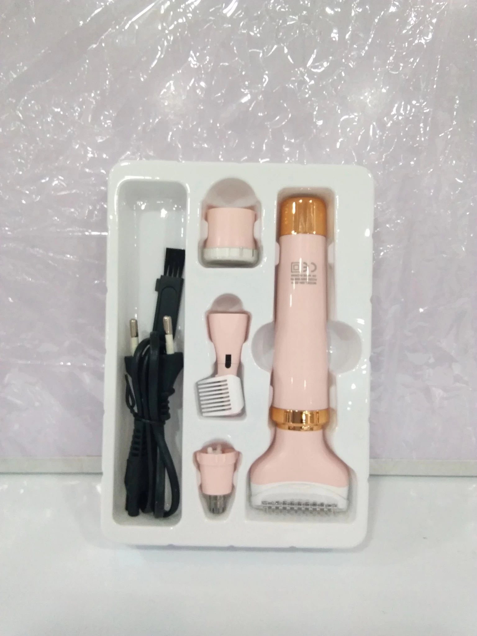 Geemy Groomer Kit Rechargeable 4-in-1 - image 4