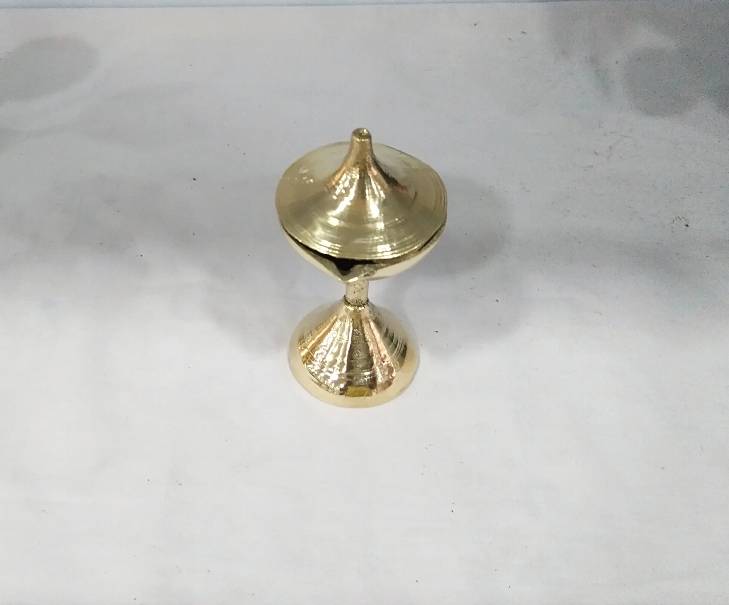 Generic Mini Brass Lamp with Stand