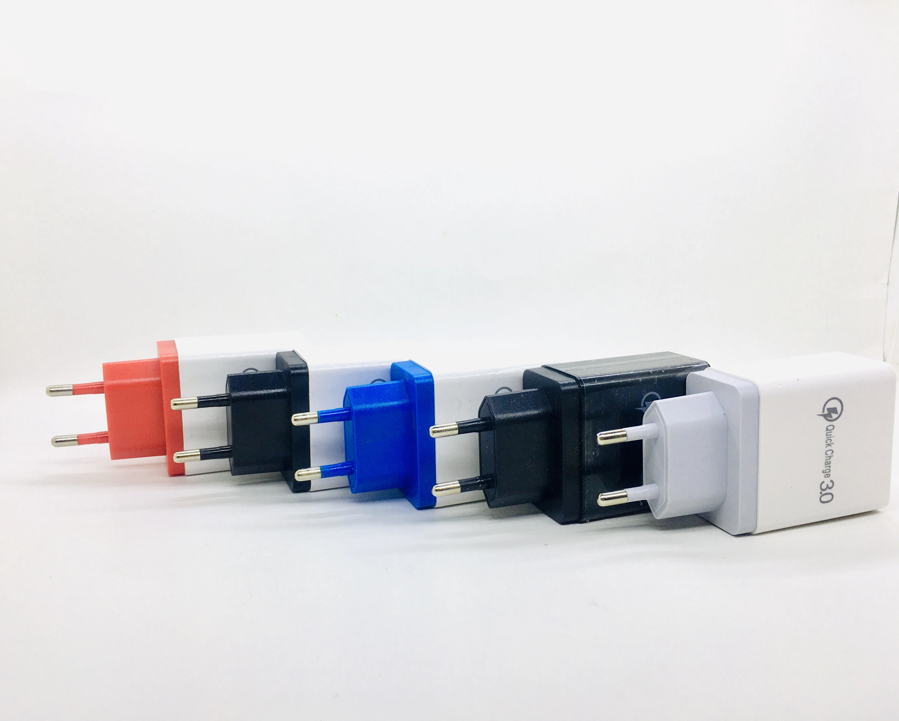Generic USB Fast Charger 4-Port Wall Adapter - image 3