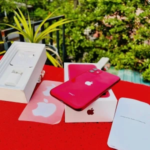 Apple iPhone 11 128GB Red