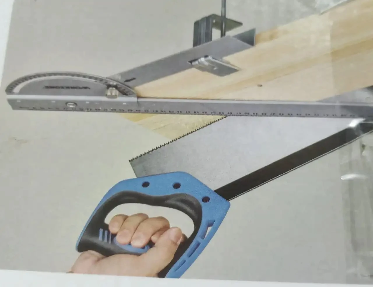 Universal Saw Guide Bar - image 2