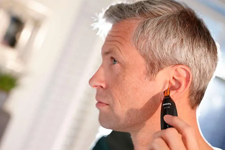 PHILIPS Nose & Ear Trimmer NT1150 - image 4