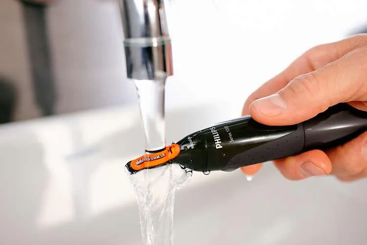 PHILIPS Nose & Ear Trimmer NT1150 - image 5