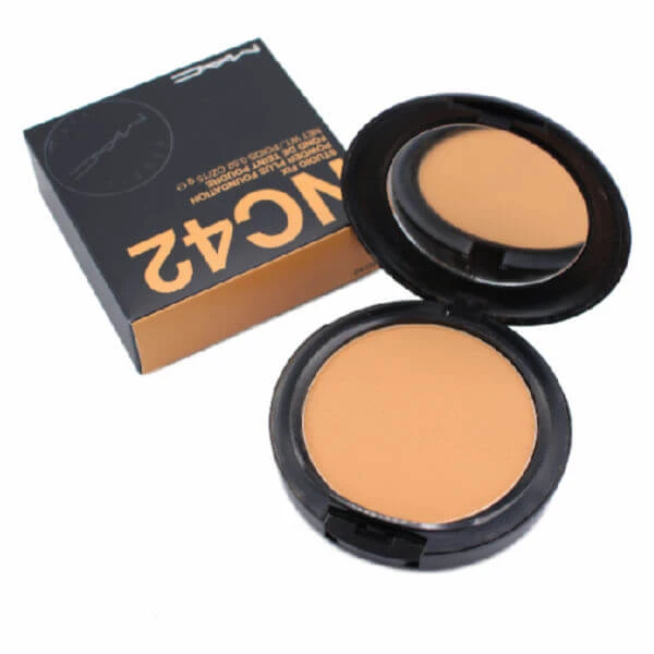 MAC Studio Fix Powder Plus Foundation NC42