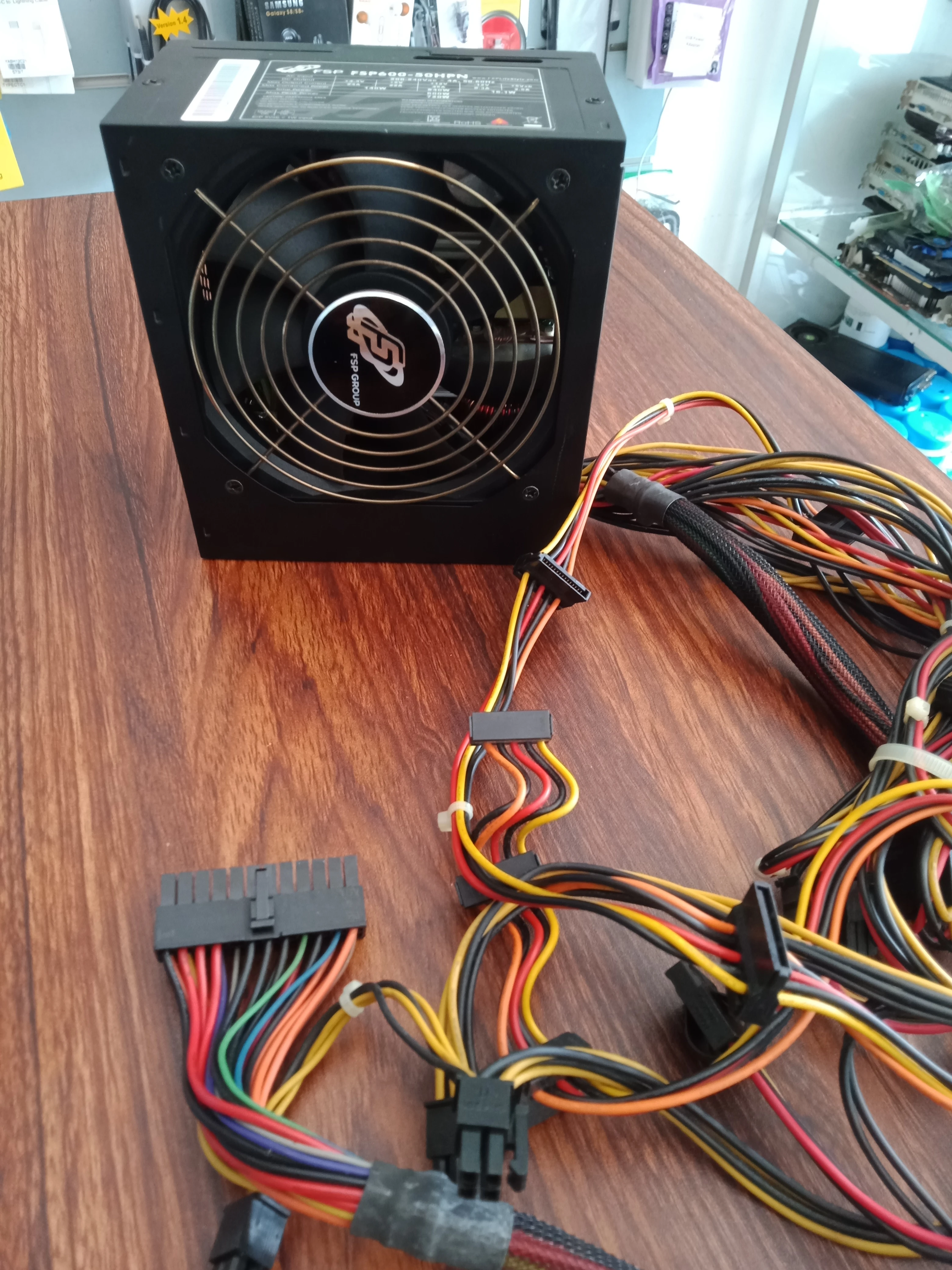 Generic 600W Power Supply - image 1