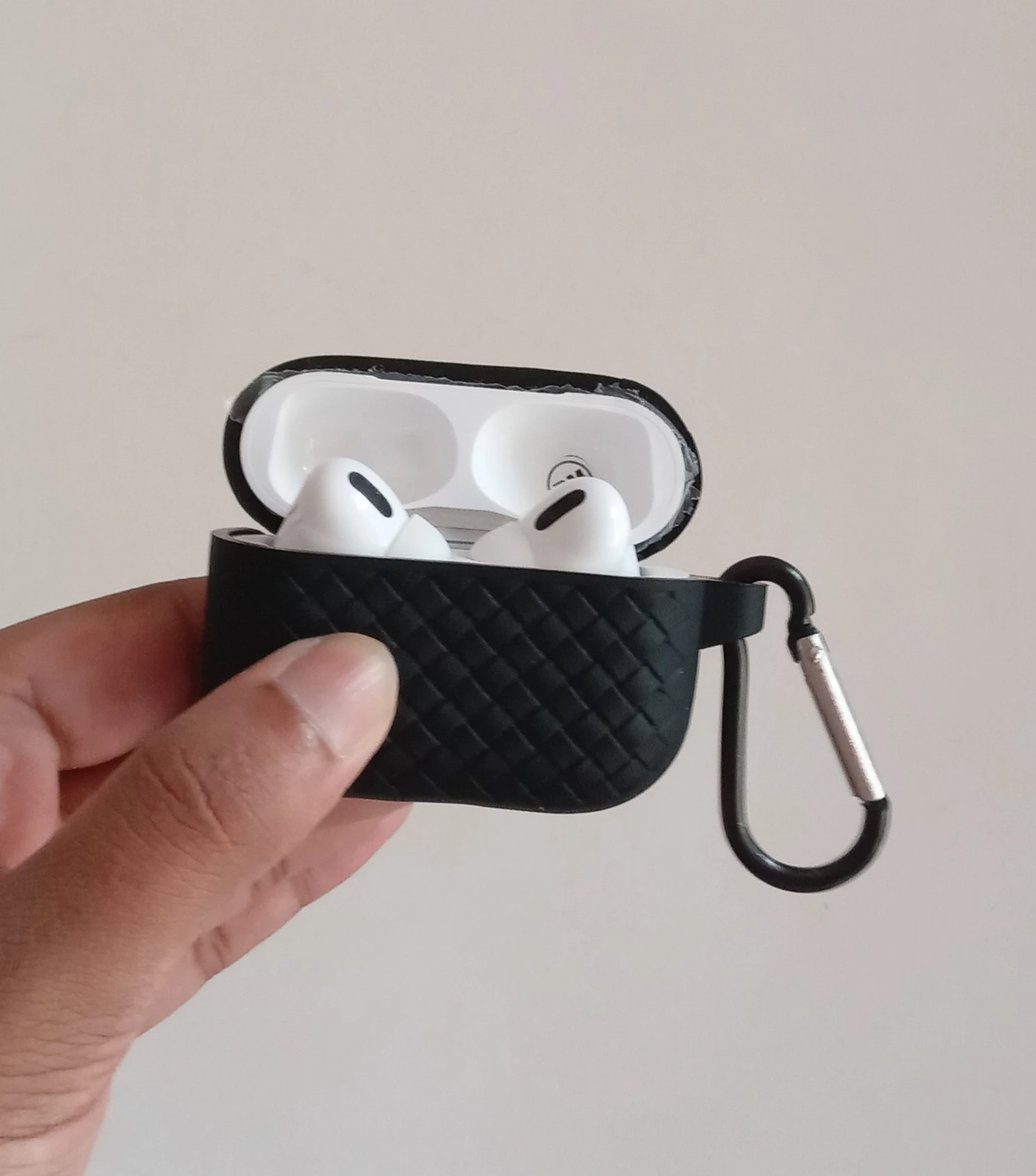 Generic Airpods Pro/Pro 2/Pods 3 Silicon Case - image 4