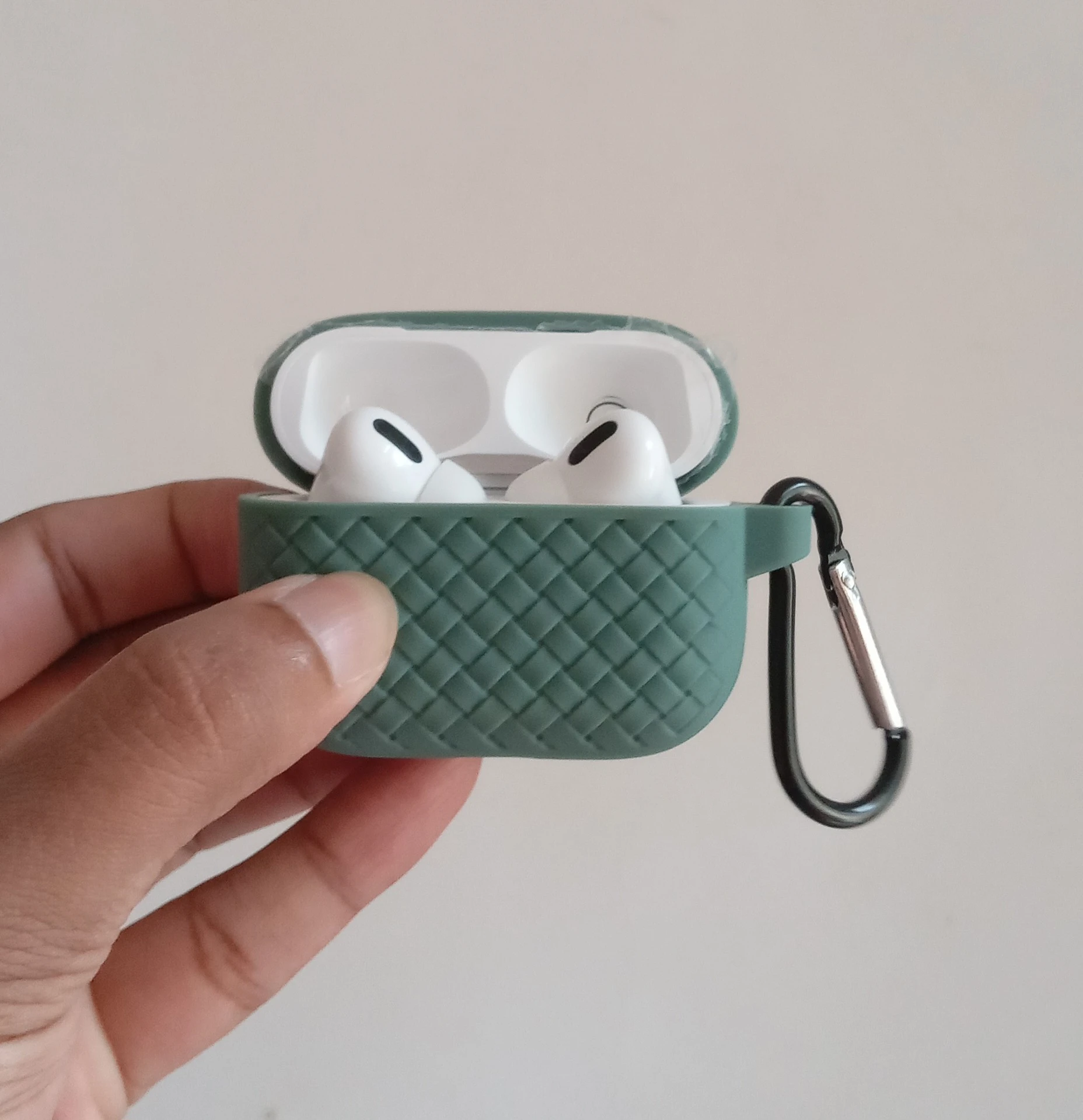 Generic Airpods Pro/Pro 2/Pods 3 Silicon Case - image 2