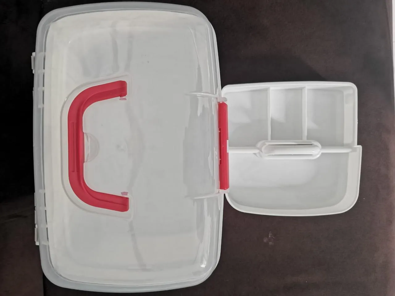 Generic First Aid Box Portable - image 2