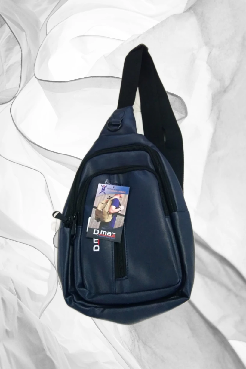 D max Cross Body Leather Bag