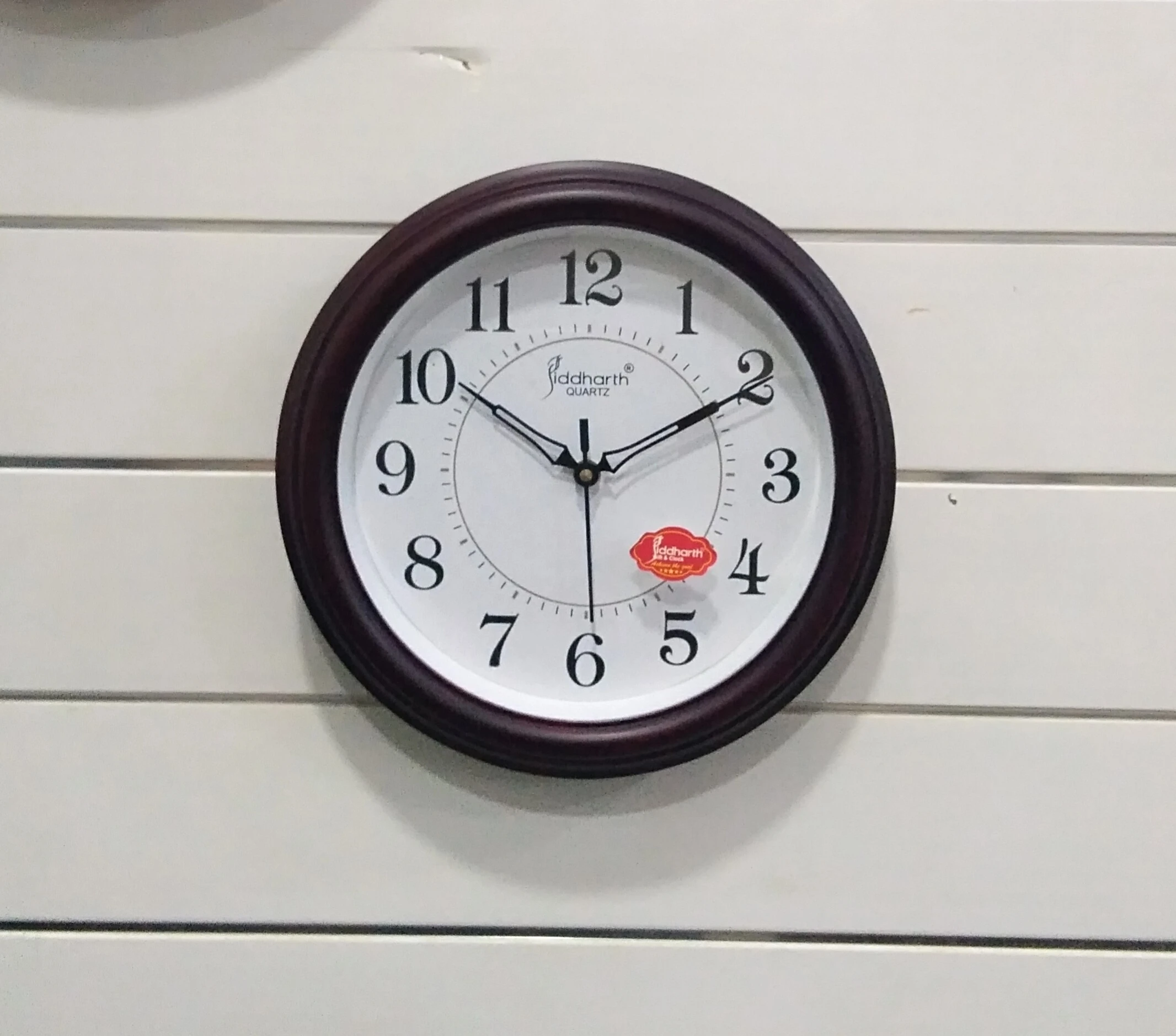 Iddharth QUARTZ Wall Clock