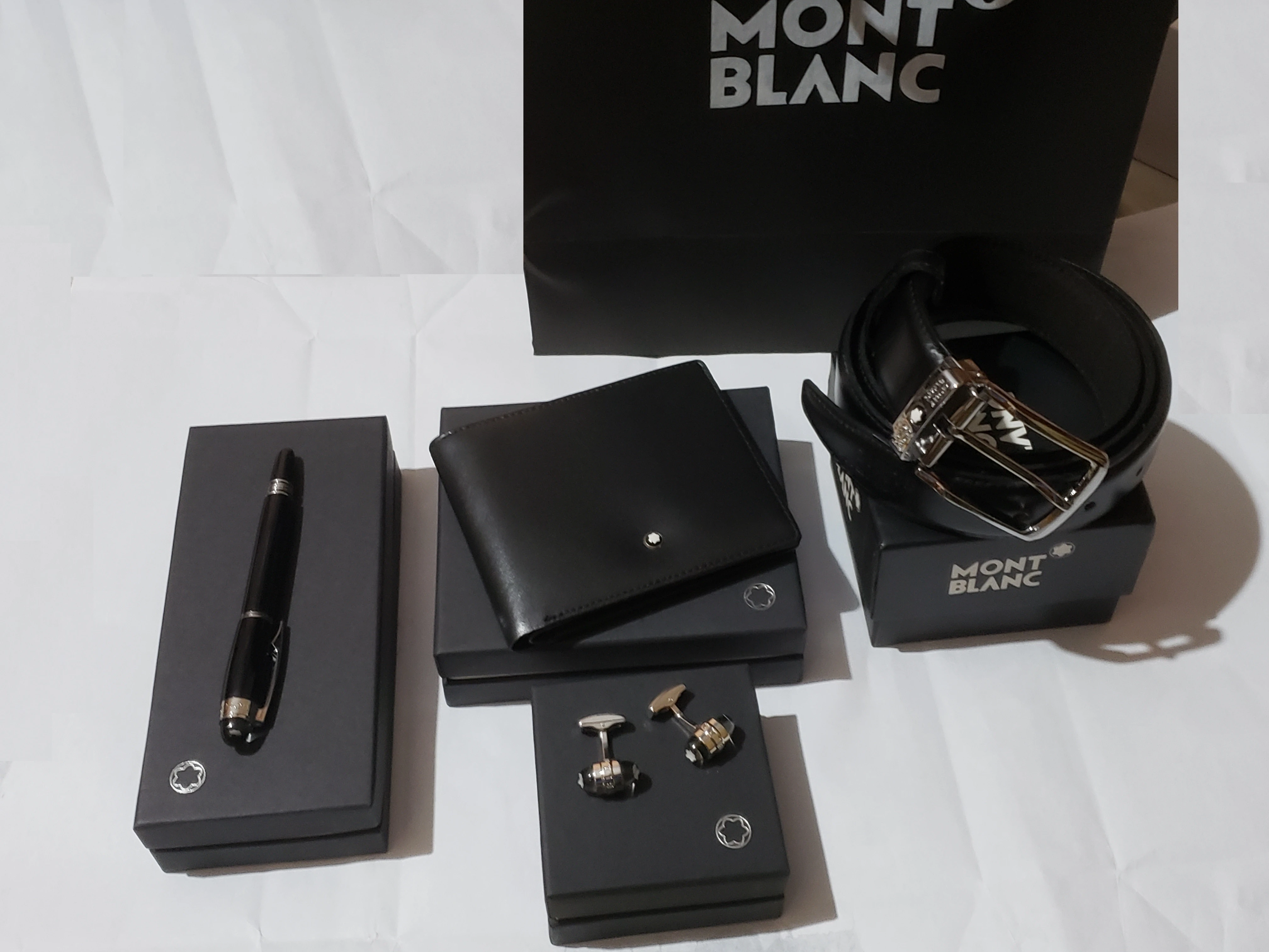 Mont Blanc Gift Set Leather Wallet Pen Belt Cufflinks - image 3