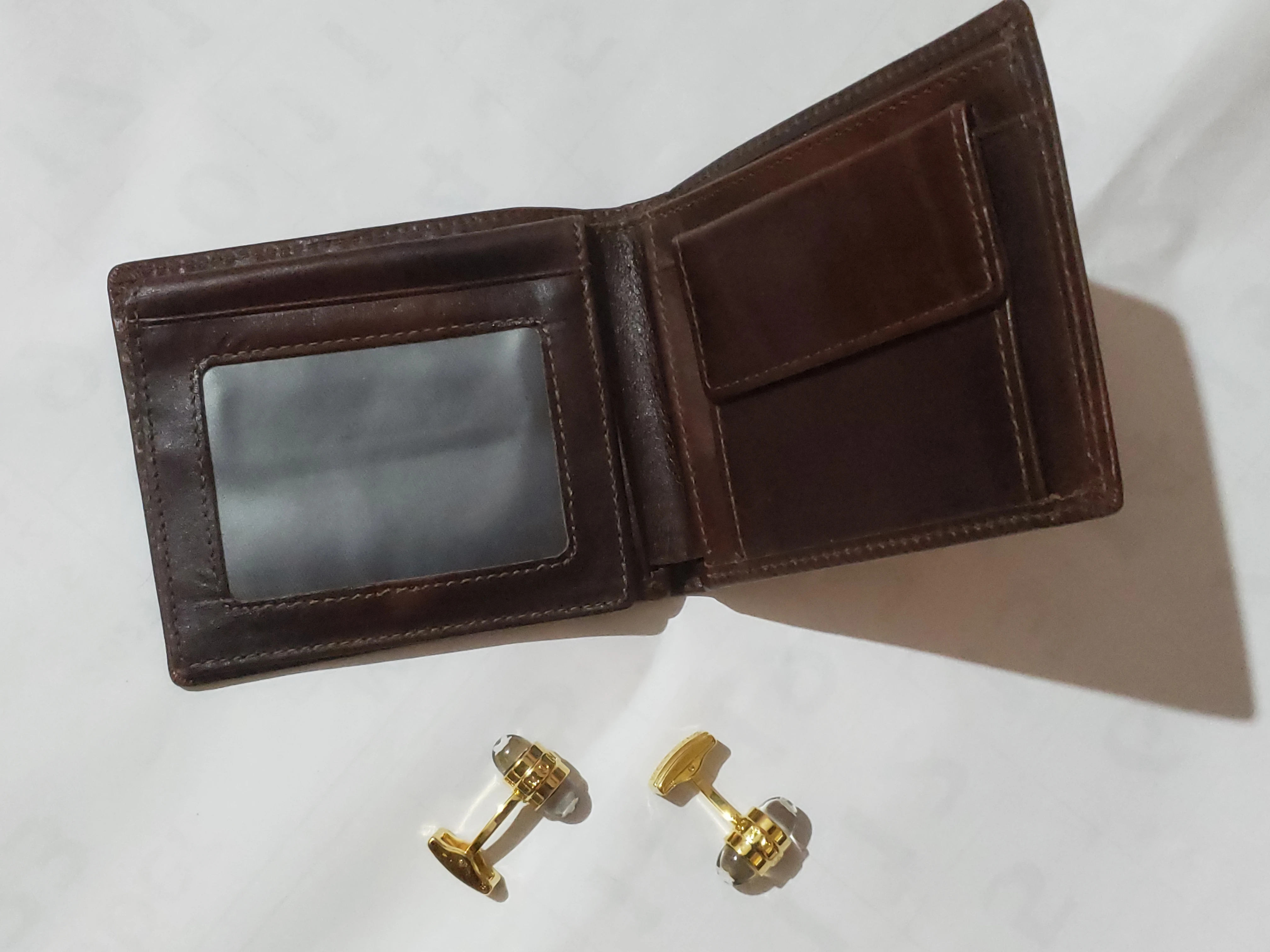 Mont Blanc Leather Wallet Cufflink Set - image 4