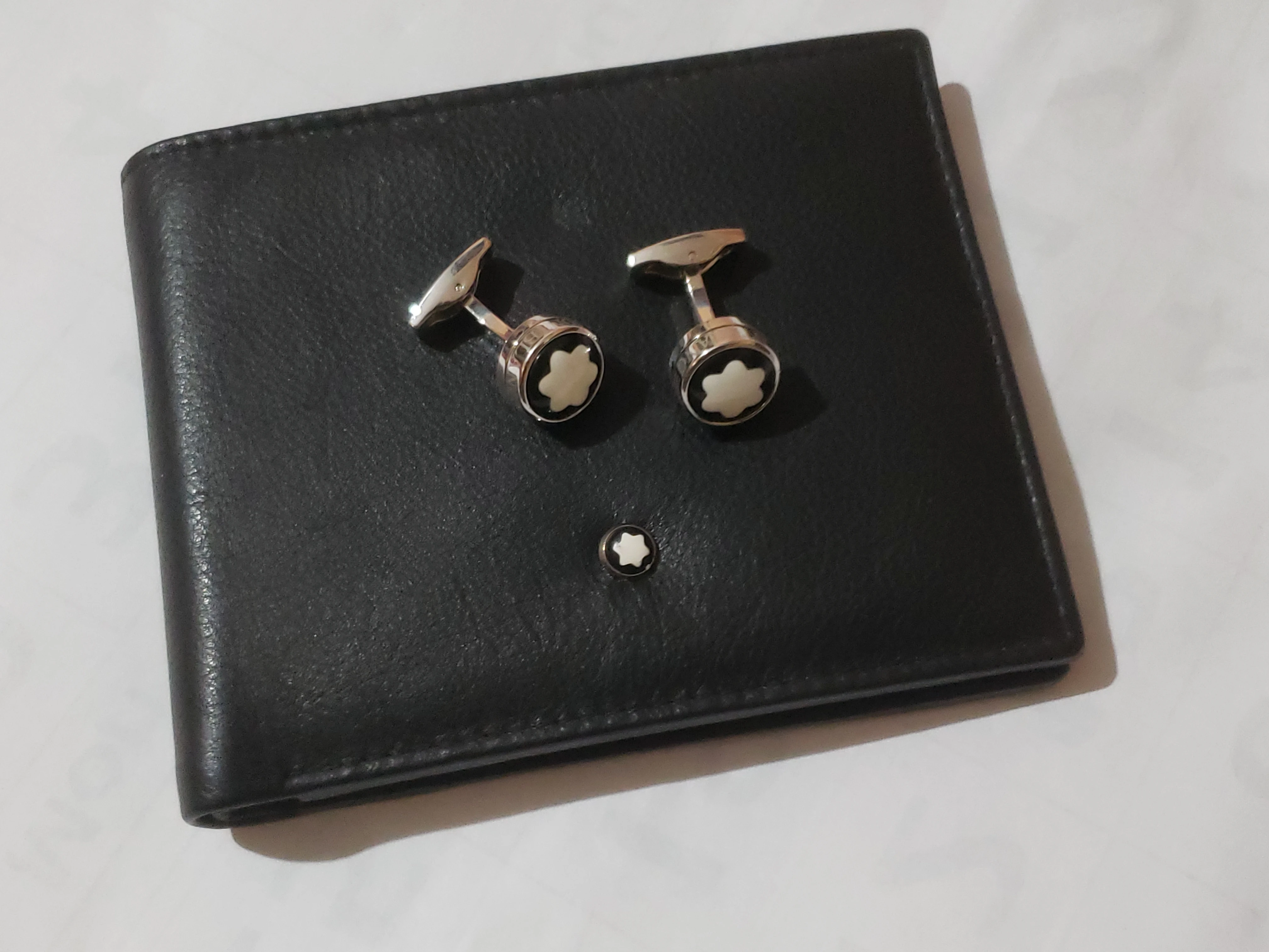 Mont Blanc Wallet Cufflink Set - image 122