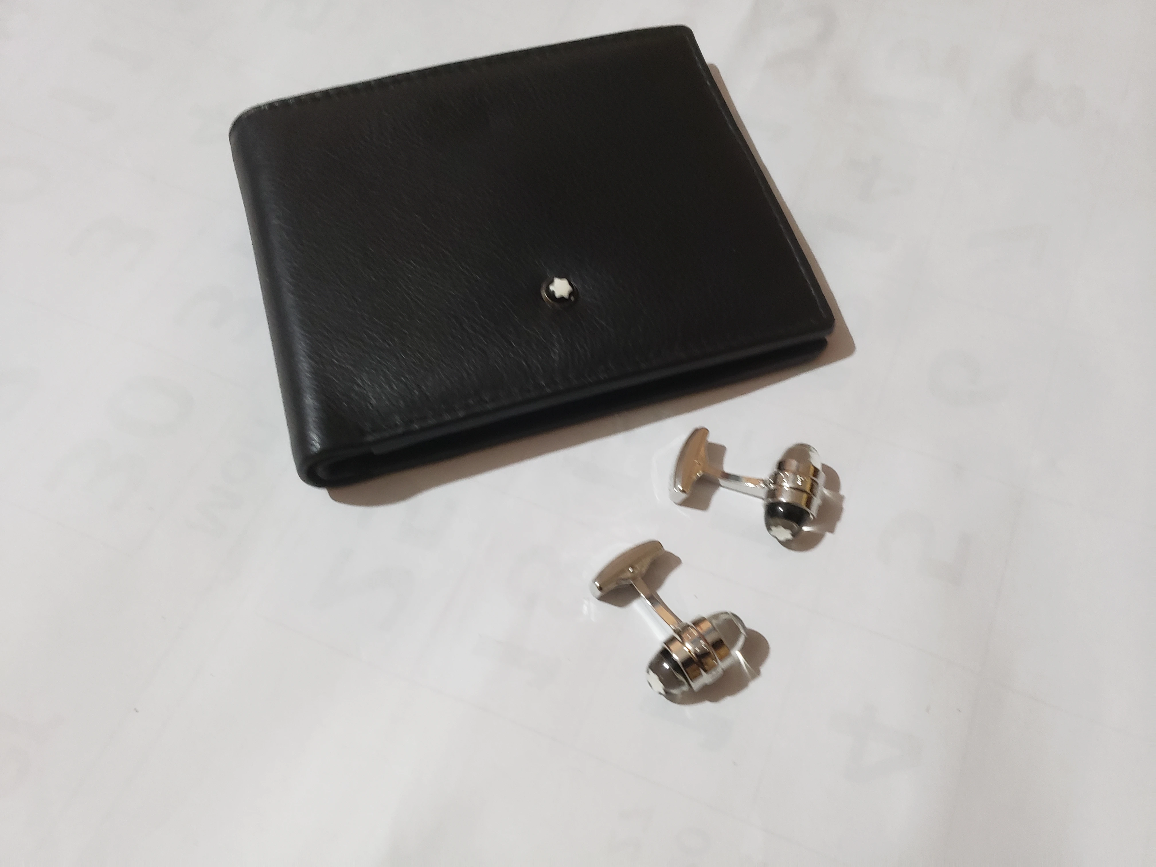 Mont Blanc Wallet Cufflink Set - image 150