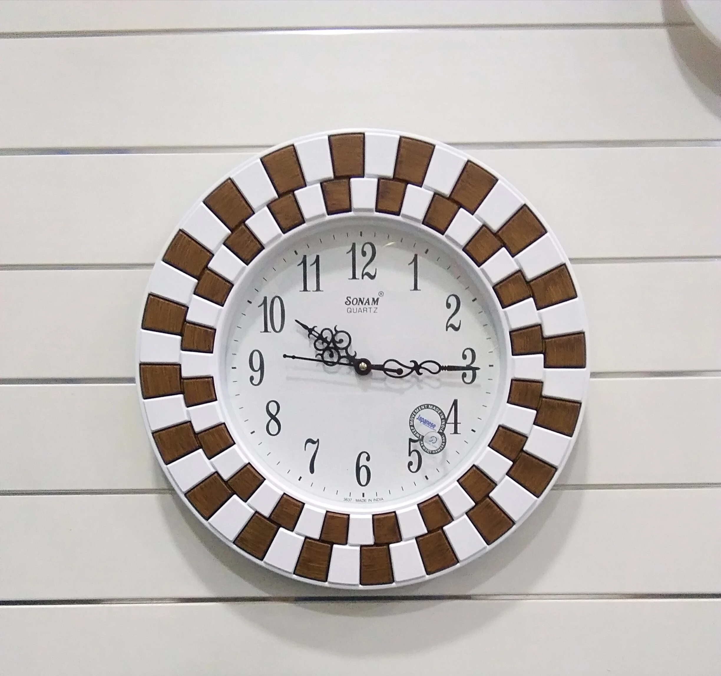 SONAM 3637 Wall Clock