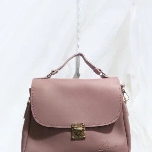 D max 200245 Hand Bag