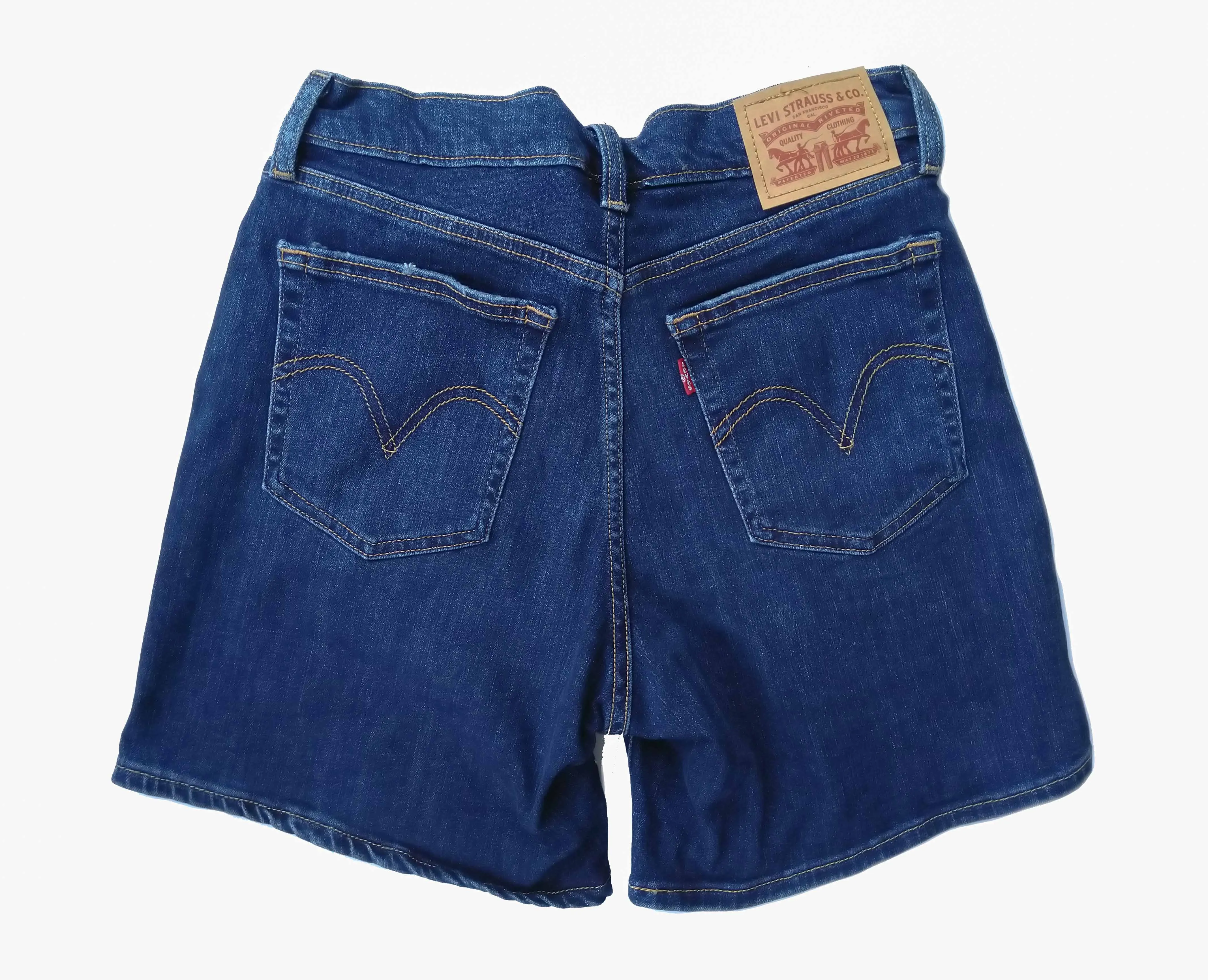 Levis Mid Length Shorts Blue Waist 28 - image 2